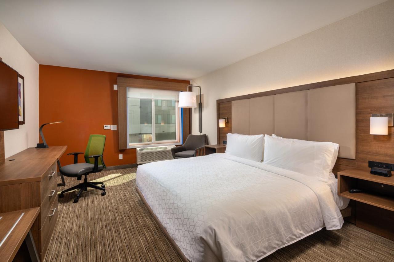 Holiday Inn Express & Suites Chatsworth By Ihg Los Ángeles Exterior foto