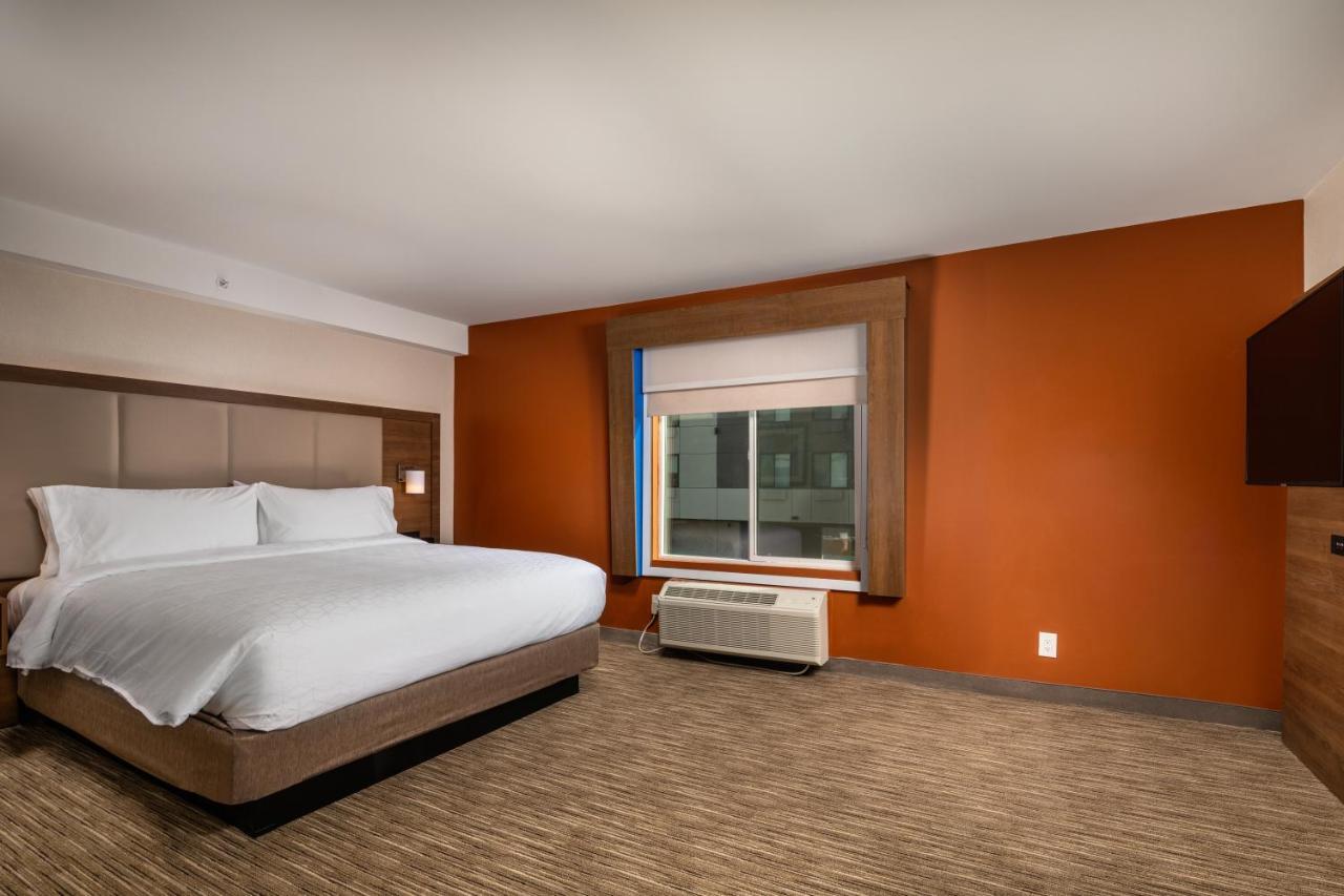Holiday Inn Express & Suites Chatsworth By Ihg Los Ángeles Exterior foto