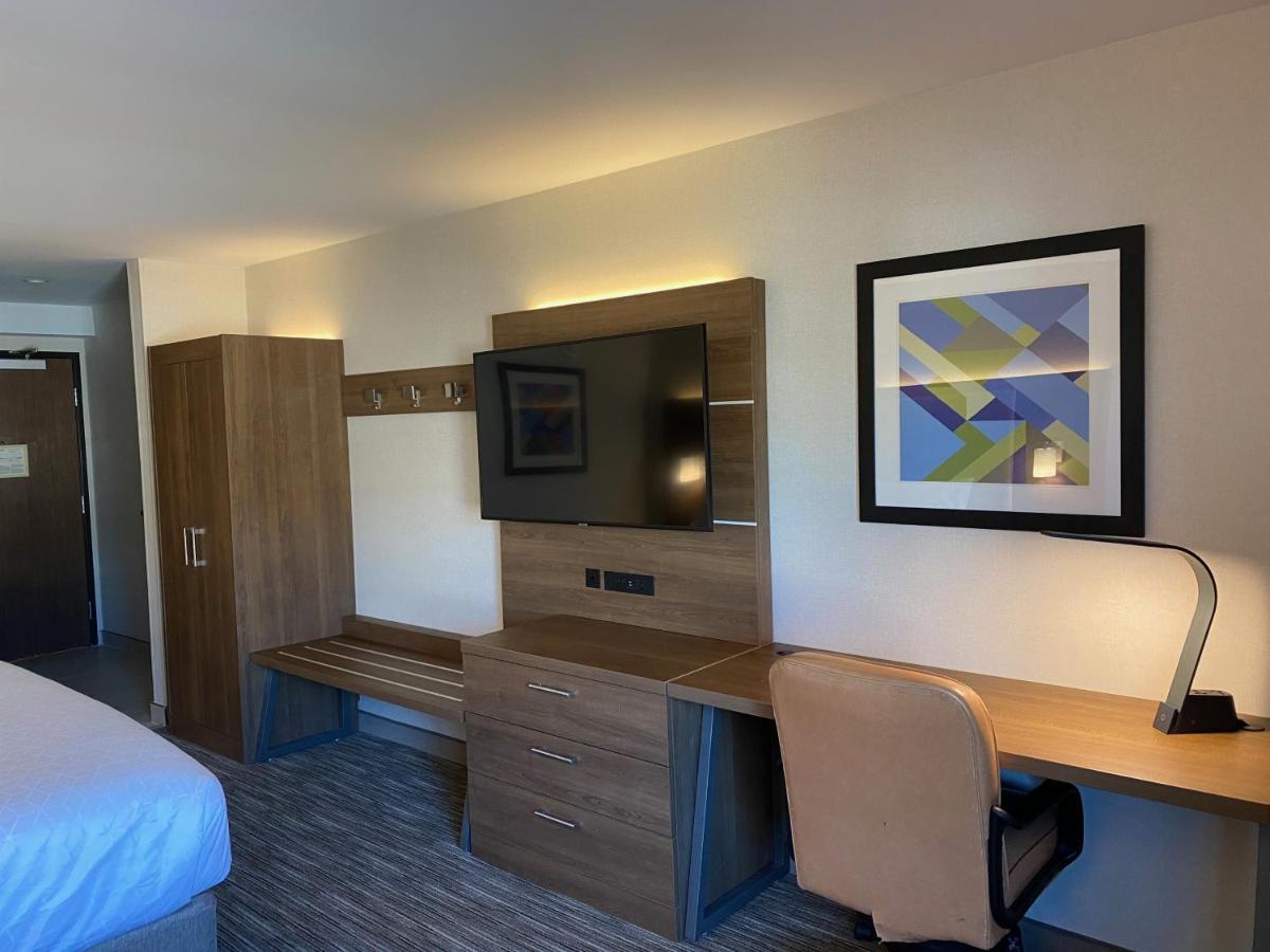 Holiday Inn Express & Suites Chatsworth By Ihg Los Ángeles Exterior foto