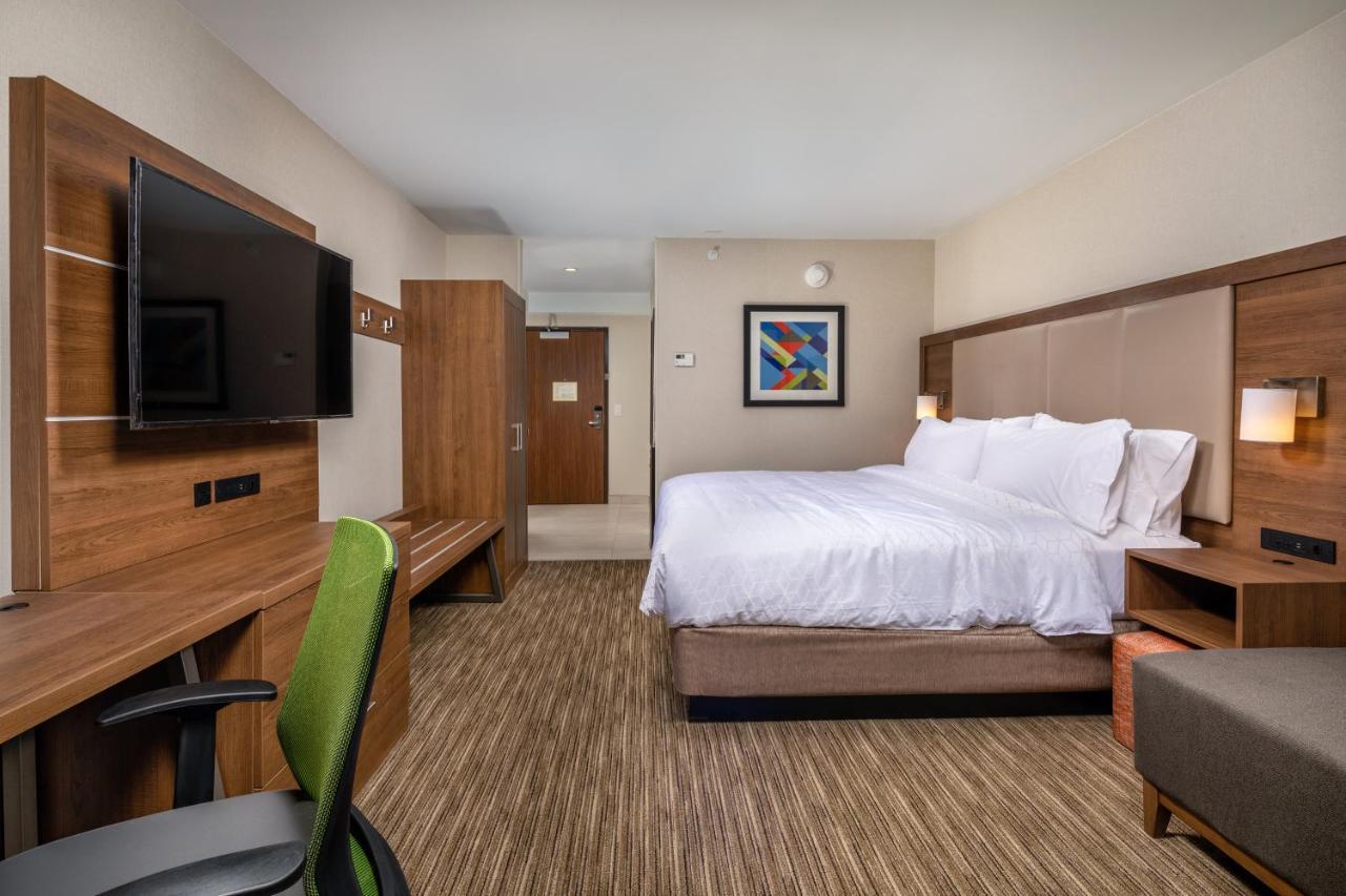 Holiday Inn Express & Suites Chatsworth By Ihg Los Ángeles Exterior foto