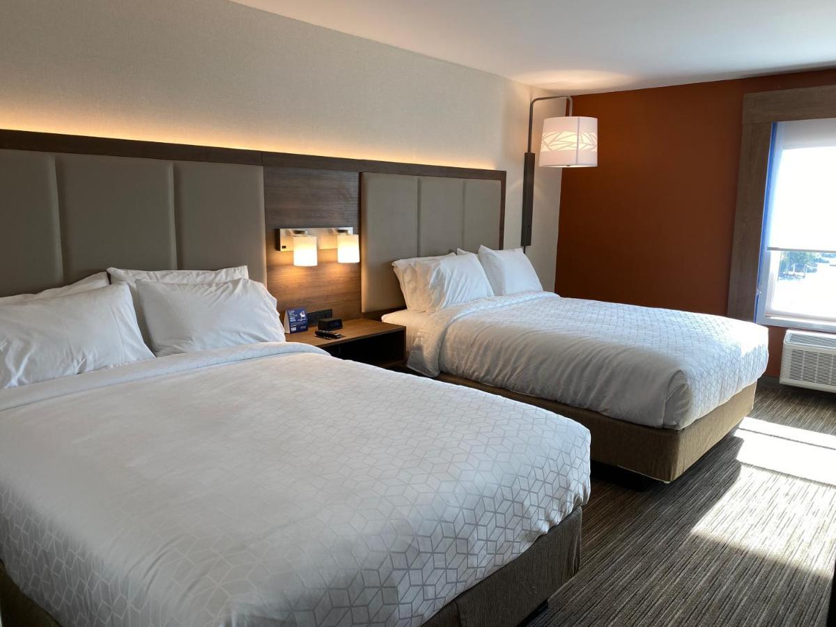 Holiday Inn Express & Suites Chatsworth By Ihg Los Ángeles Exterior foto